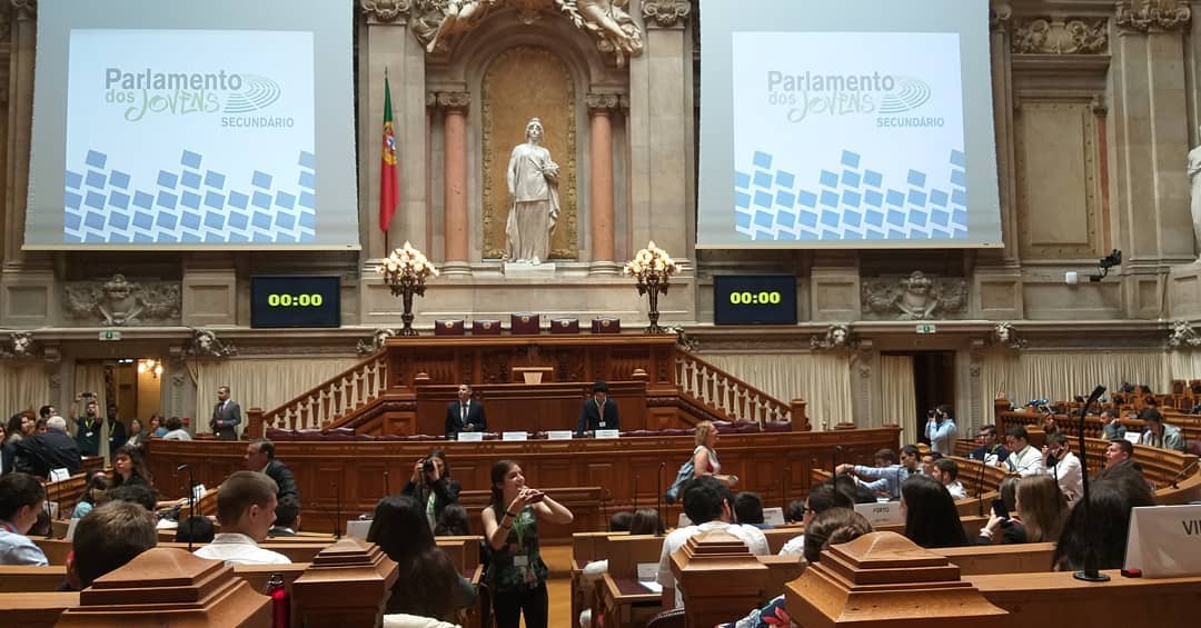 Programa "Parlamento dos Jovens"– Ensino Secundário